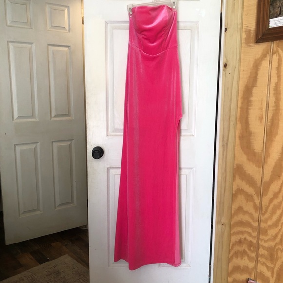 Next Vibrant Pink Fabric - Picture 1 of 7